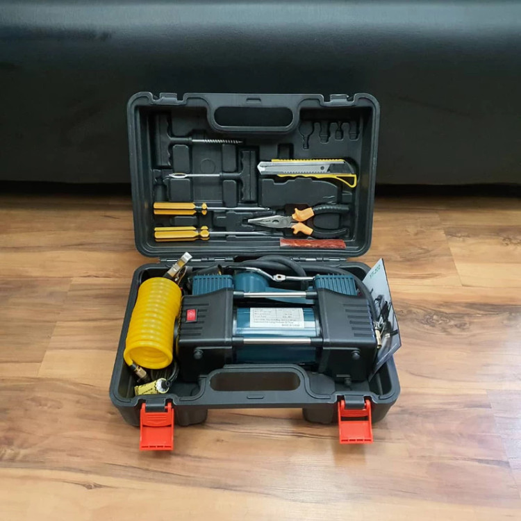 کمپرسور فندکی دوسیلندر باس مدل DC12V با تمام وسایل پنچرگیری و کیف BMC