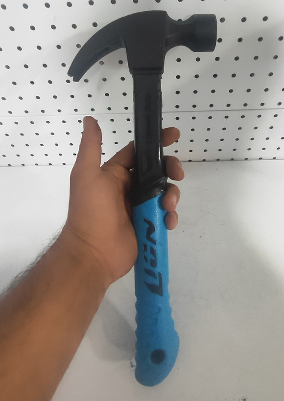 چکش دوشاخ میخ کش 750گرمی فولادی لیون مدل HAMMER
