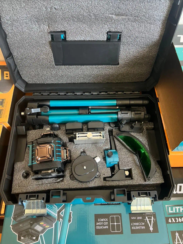 تراز لیزری ۴ بعدی ۱۶ لاین 360 درجه لنز فلزی ماکیتا مدل 5V-16X با کیف BMC