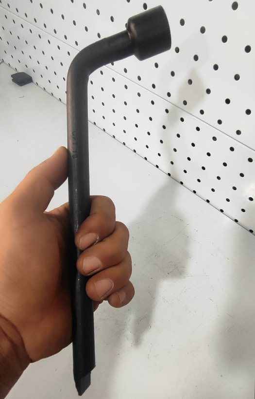 آچار چرخ 14فولادی پراید یک تیکه ساخت ابزار مهدی مدل GF-M14تضمینی نشکن و ضد خمیدگی باگارانتی تعویض