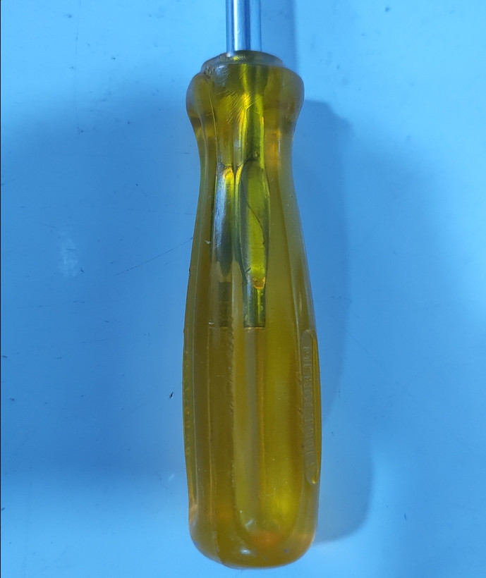 پیچگوشتی چهارسو 10×250 ضربه خور دسته آمریکایی ابزار مهدی (دسته ضربه خور نشکن میباشد)