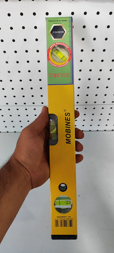 تراز 40 سانتی مگنتی طرح اسلوانی موبینیس مدل LAGB3V040